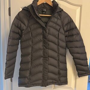 The North Face Women's gray Puffer Jacket